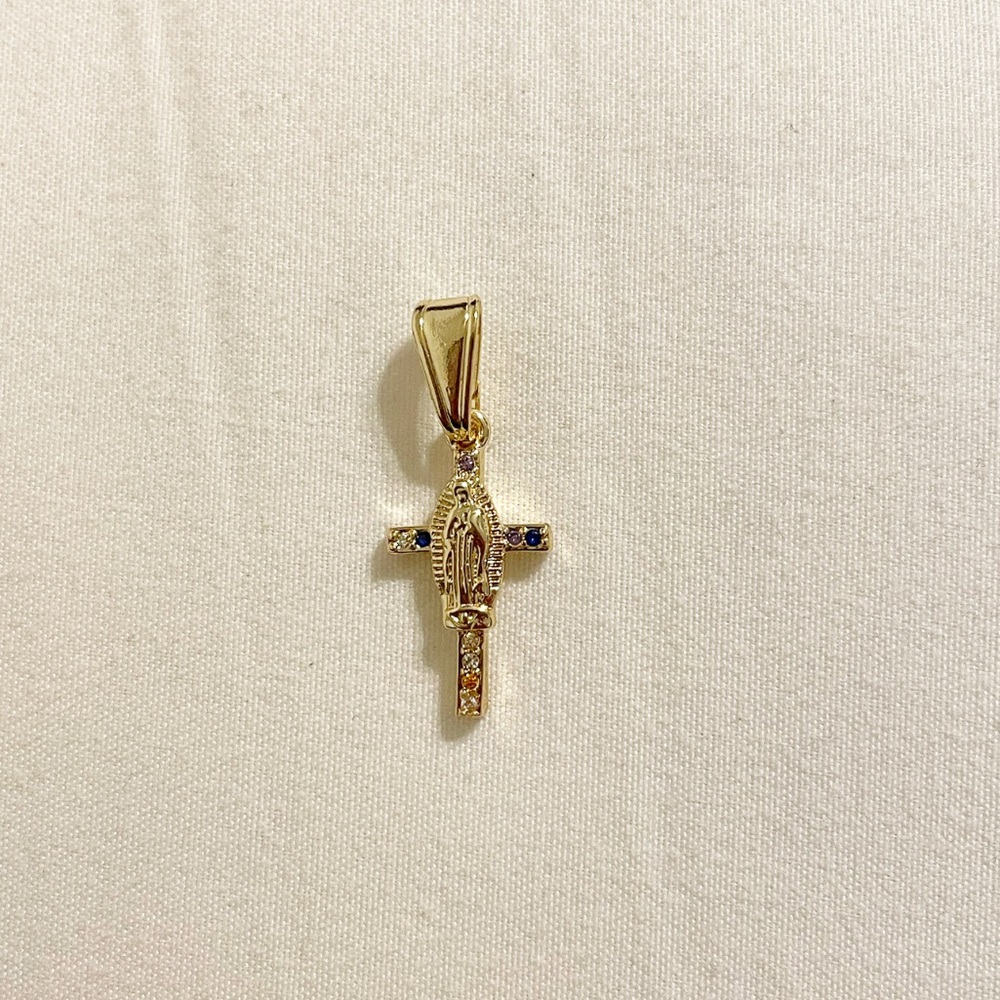 Small Cross necklace  / Oro Laminado / Laminated Gold